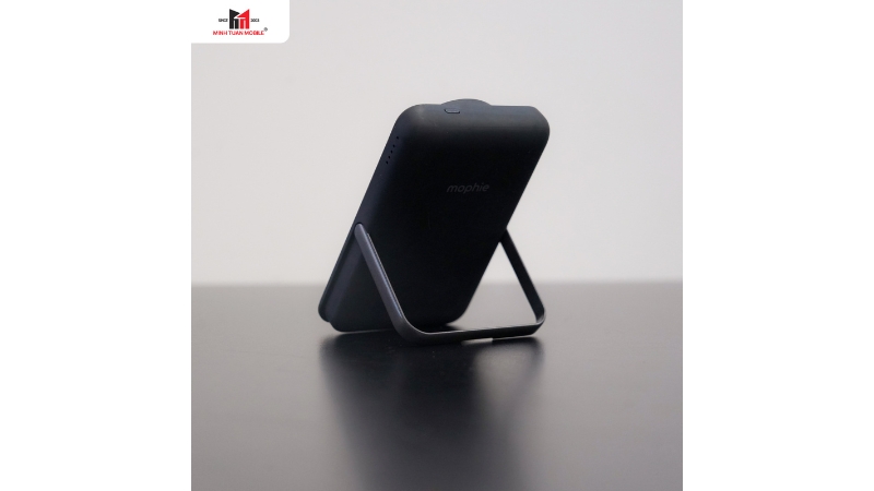 Sạc dự phòng Mophie Essentials Snap+ Powerstation With Stand 10.000 mAh-401117449-25