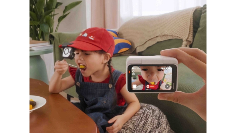 Camera hành động Insta360 Go Ultra Creator Bundle-Insta360 GOUltra06_Black-28
