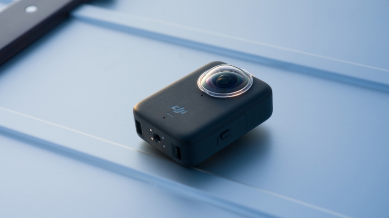 Camera hành động DJI Osmo 360 II Limitless Riding Combo-OQ002LRC-8