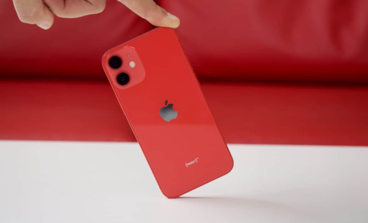 iPhone 12 và iPhone 12 Mini đỏ (Product RED)